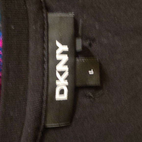 DKNY Black Tee with Vibrant Patterned Sleeves - Picture 2 of 2